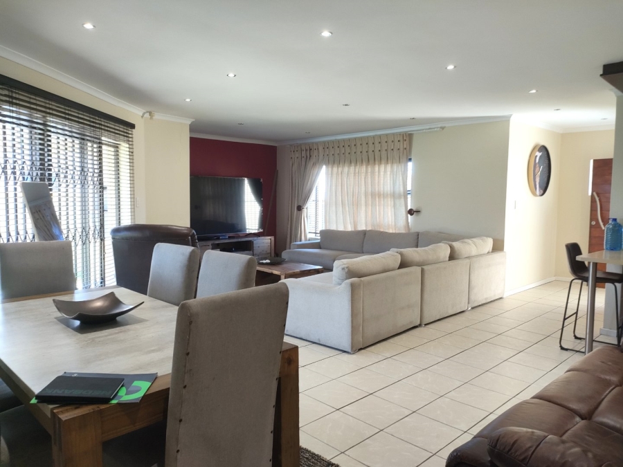  Bedroom Property for Sale in Bluewater Bay Eastern Cape